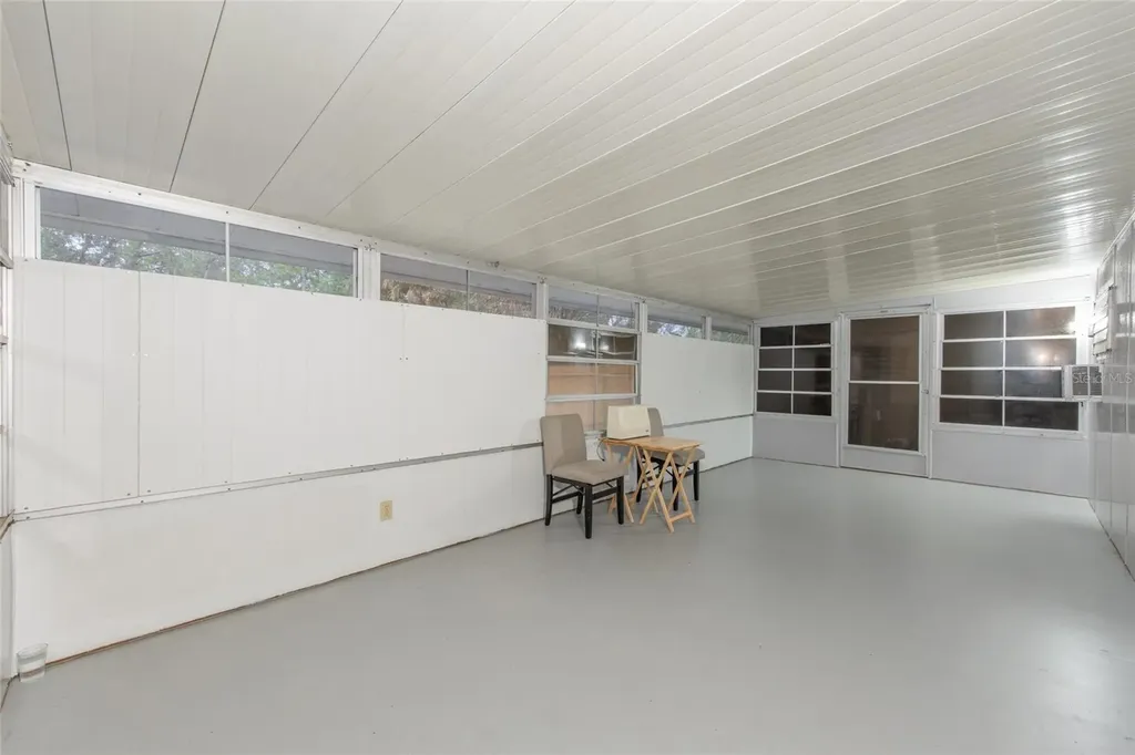 2142 SE 185th Terrace Silver Springs FL 34488