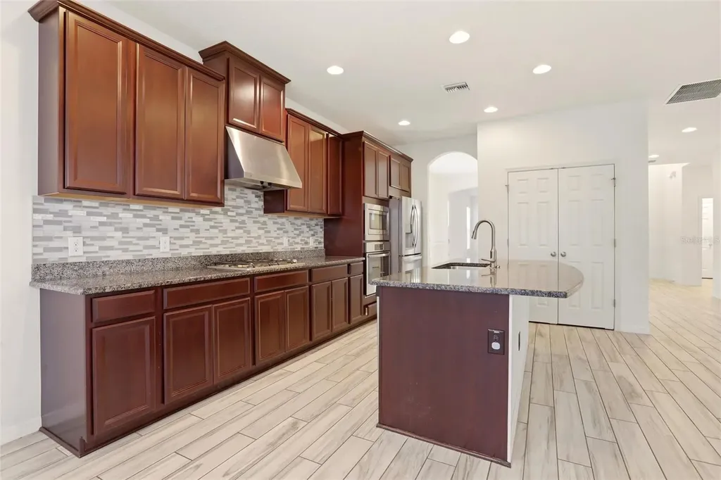 5934 Anise Drive Sarasota FL 34238