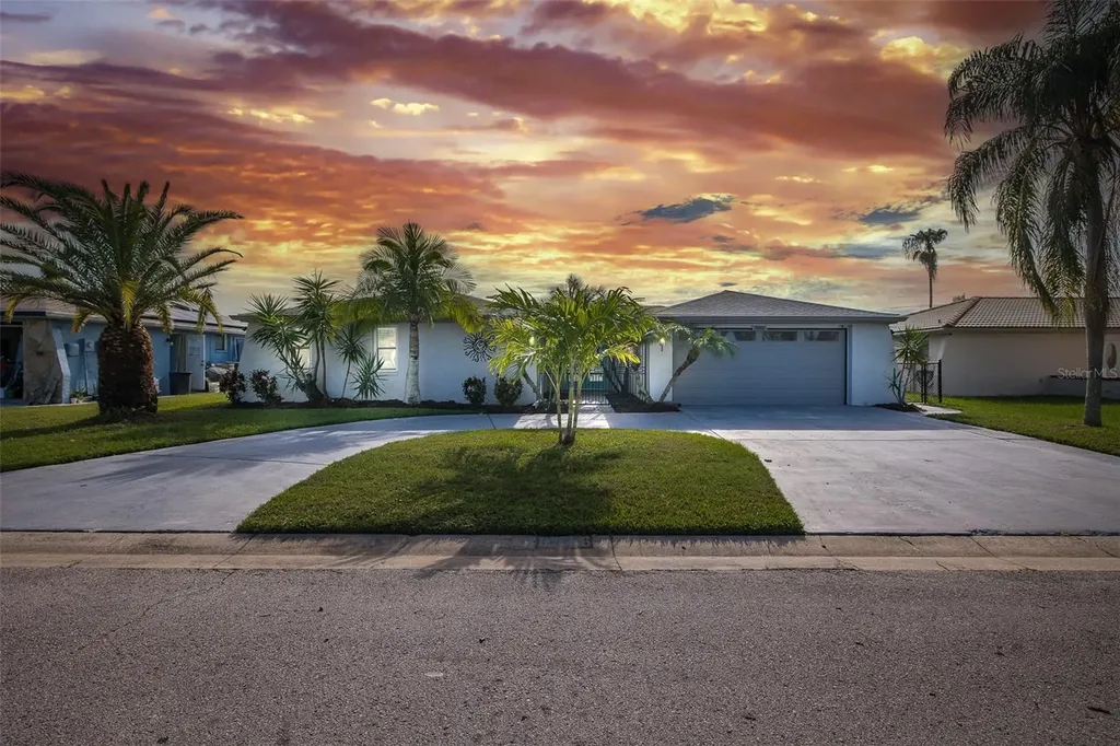 9816 San Mateo Way Port Richey FL 34668