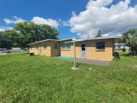 5230 11th Avenue S Gulfport FL 33707