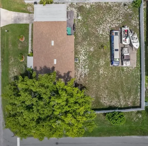 5230 11th Avenue S Gulfport FL 33707