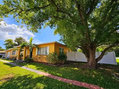 5230 11th Avenue S Gulfport FL 33707