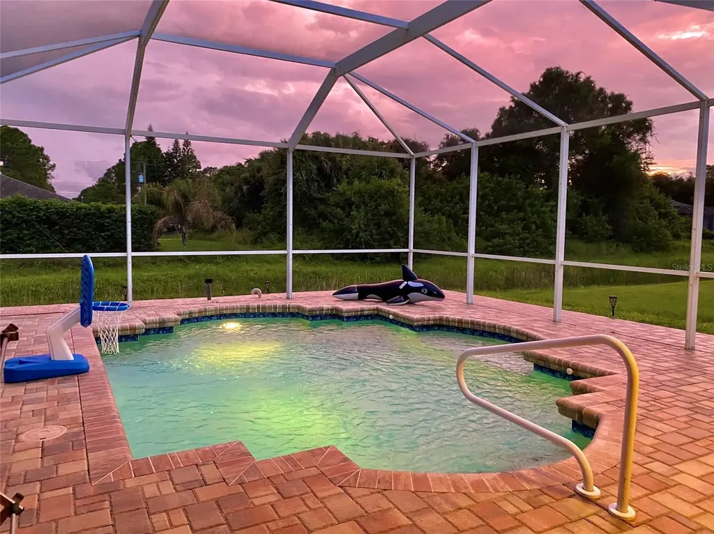 2275 Homestead Circle North Port FL 34286