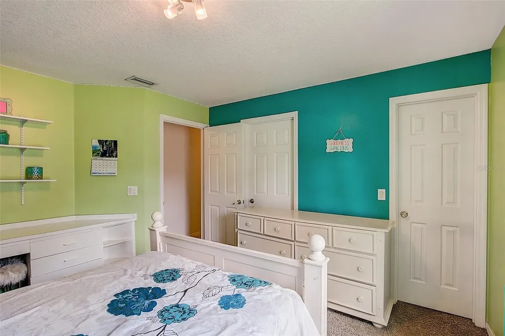 12202 Rambling Oak Boulevard Orlando FL 32832