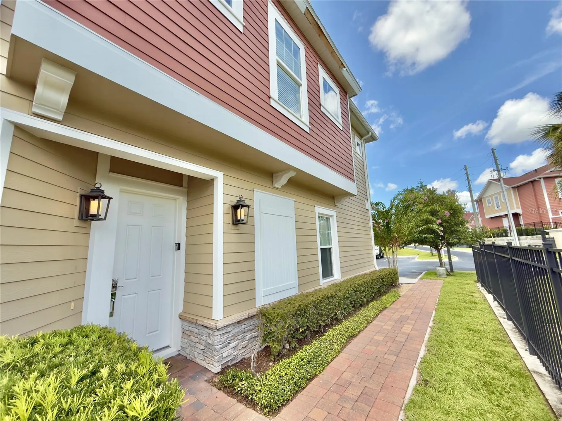 7498 Sunville Avenue Kissimmee FL 34747