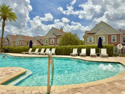 7498 Sunville Avenue Kissimmee FL 34747