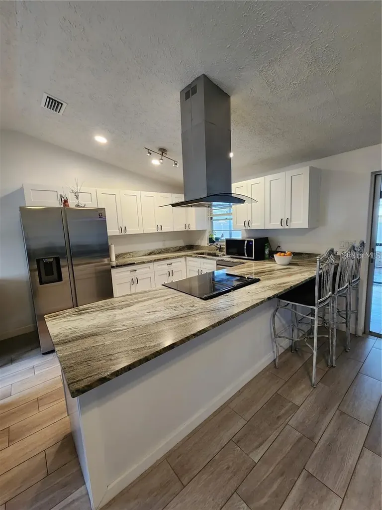 3244 Fox Lake Drive Tampa FL 33618