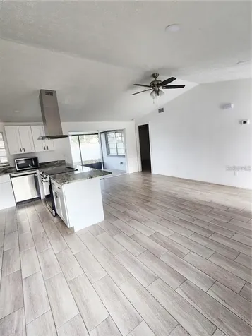 3244 Fox Lake Drive Tampa FL 33618