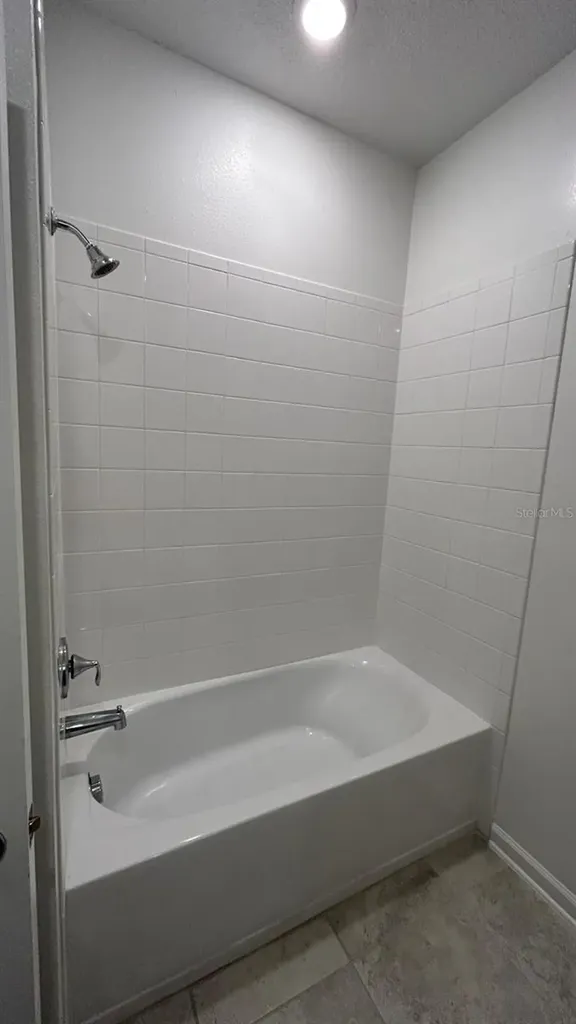 913 Laurel View Way Groveland FL 34736