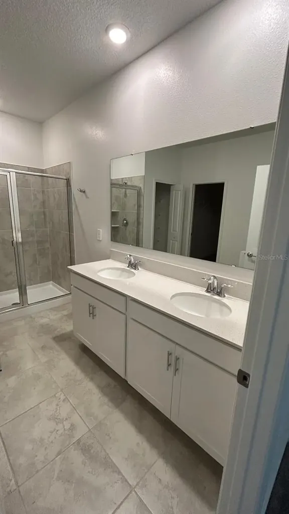 913 Laurel View Way Groveland FL 34736