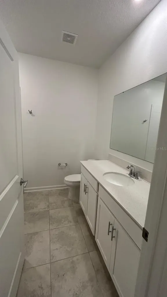 913 Laurel View Way Groveland FL 34736