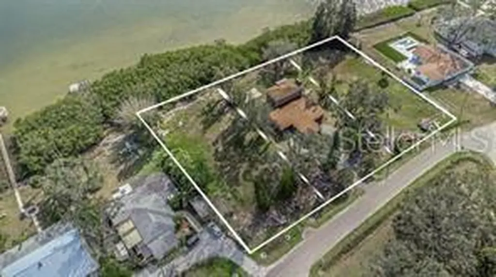 3825 Shore Boulevard Oldsmar FL 34677