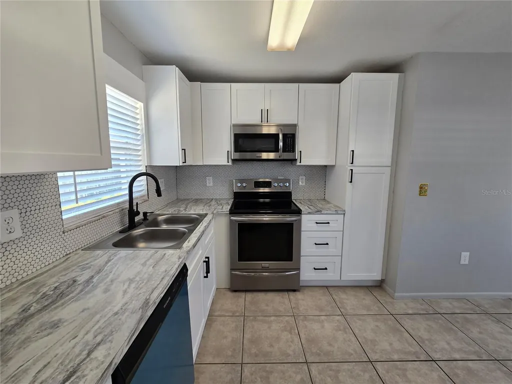 5422 Amy Lane New Port Richey FL 34652
