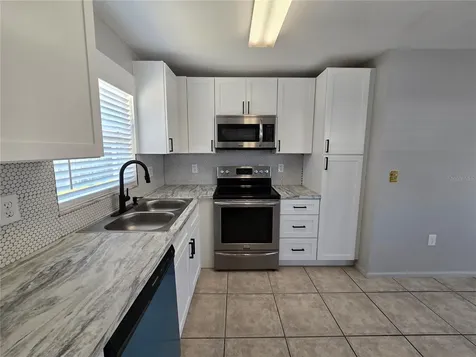5422 Amy Lane New Port Richey FL 34652