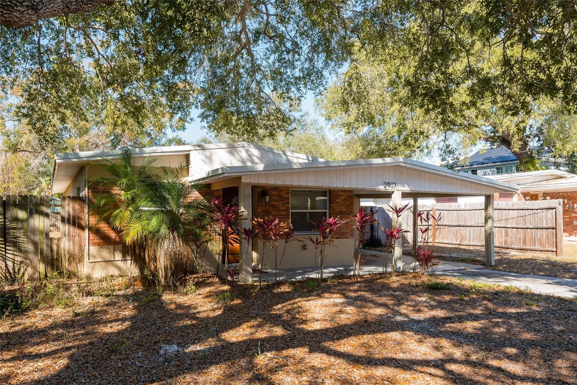 2407 S Harold Avenue Tampa FL 33629