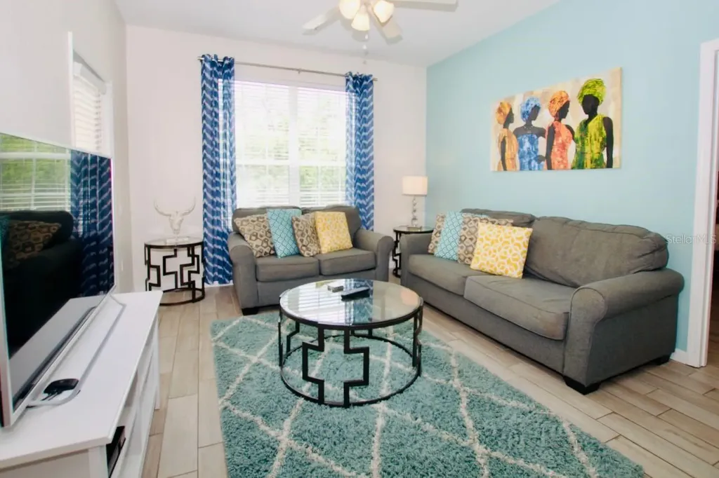 4802 Cayview Avenue Orlando FL 32819
