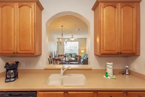 4802 Cayview Avenue Orlando FL 32819