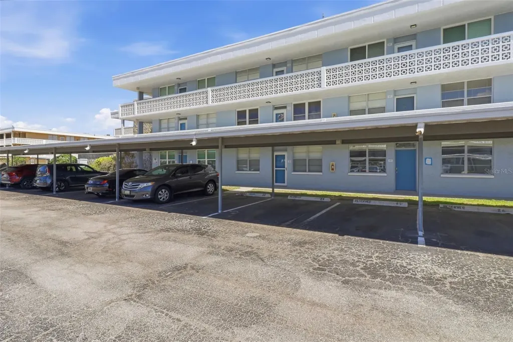4895 Bay Street NE St Petersburg FL 33703
