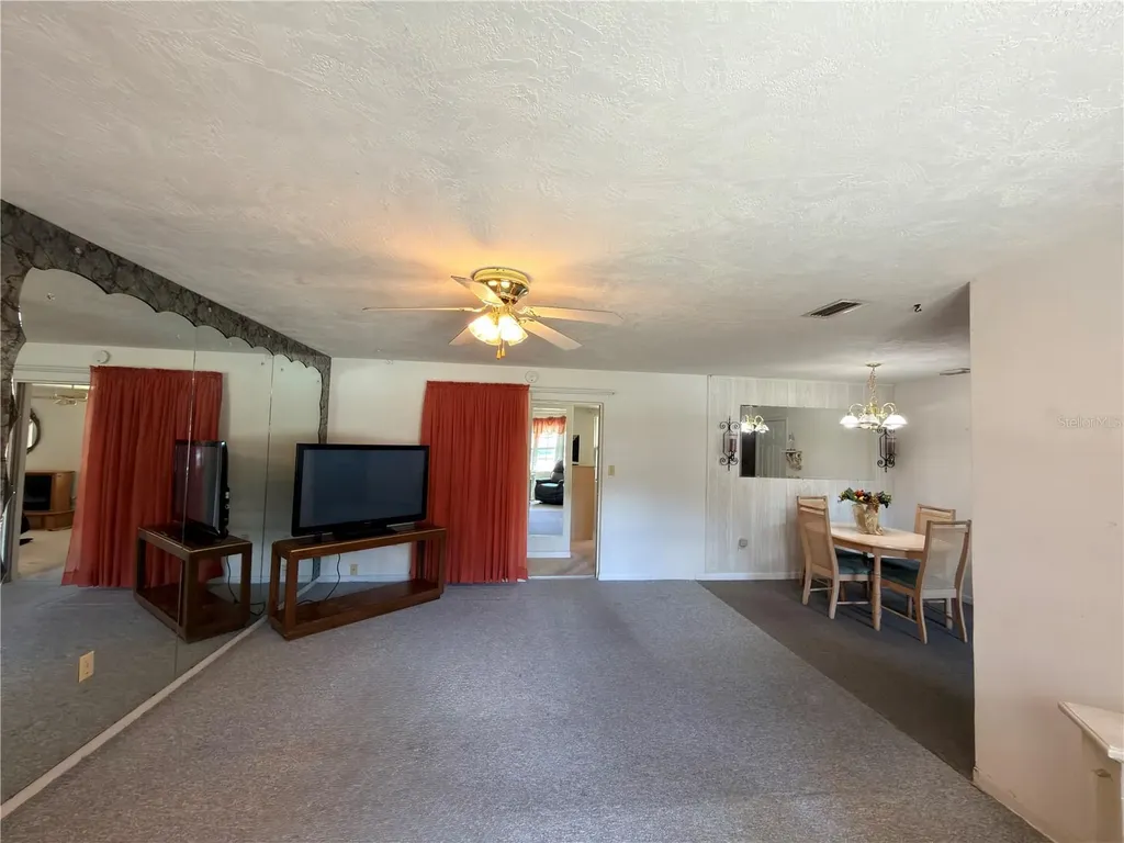 6135 E Oneida Street Inverness FL 34452
