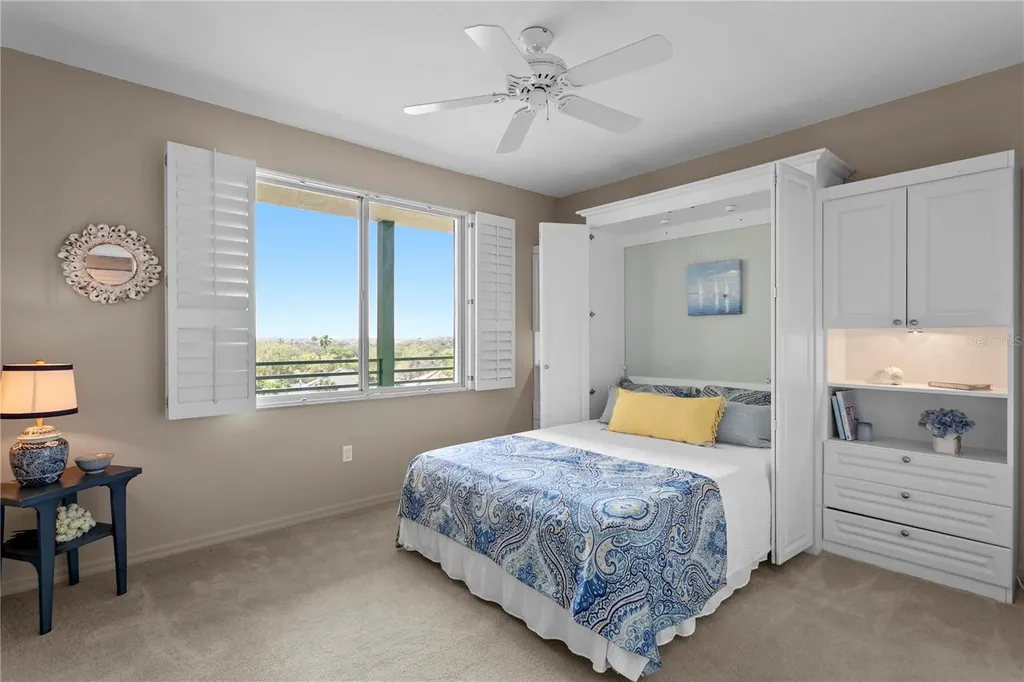 4717 Dolphin Cay Lane S St Petersburg FL 33711