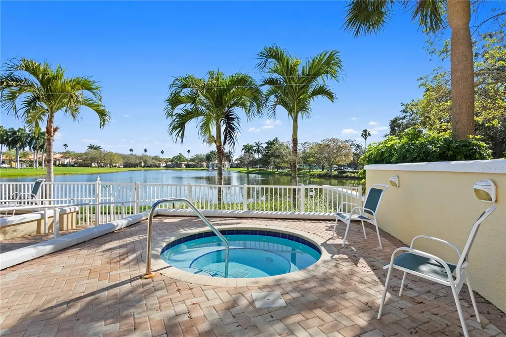 4717 Dolphin Cay Lane S St Petersburg FL 33711