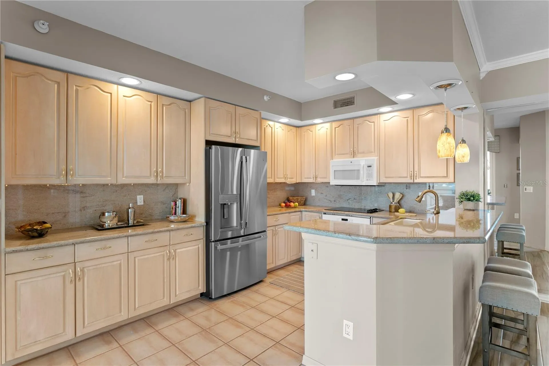 4717 Dolphin Cay Lane S St Petersburg FL 33711