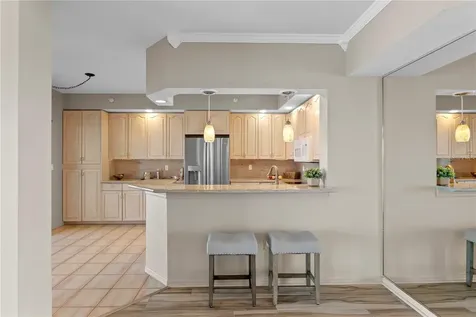 4717 Dolphin Cay Lane S St Petersburg FL 33711
