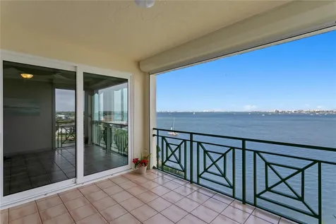 4717 Dolphin Cay Lane S St Petersburg FL 33711