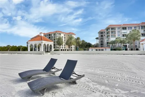 4717 Dolphin Cay Lane S St Petersburg FL 33711