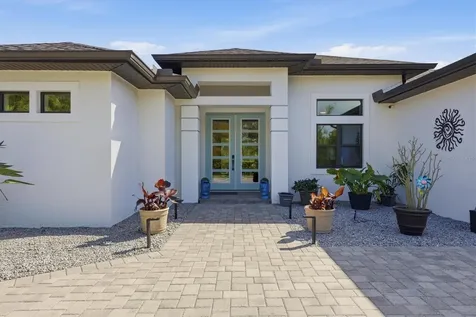 10726 Kearsarge Circle Port Charlotte FL 33981