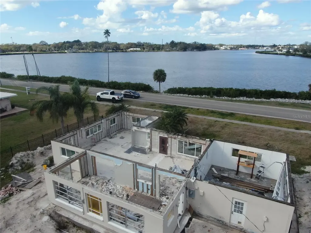803 Whitcomb Boulevard Tarpon Springs FL 34689