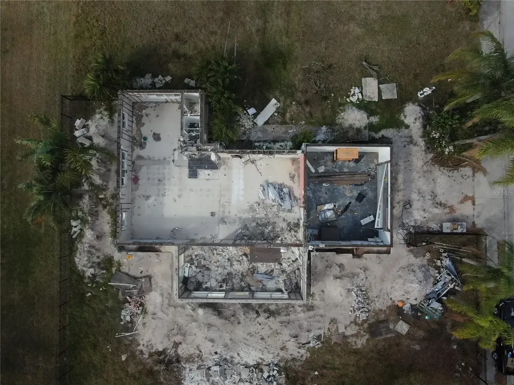 803 Whitcomb Boulevard Tarpon Springs FL 34689