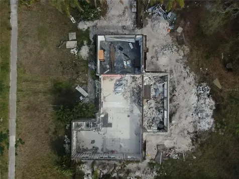 803 Whitcomb Boulevard Tarpon Springs FL 34689