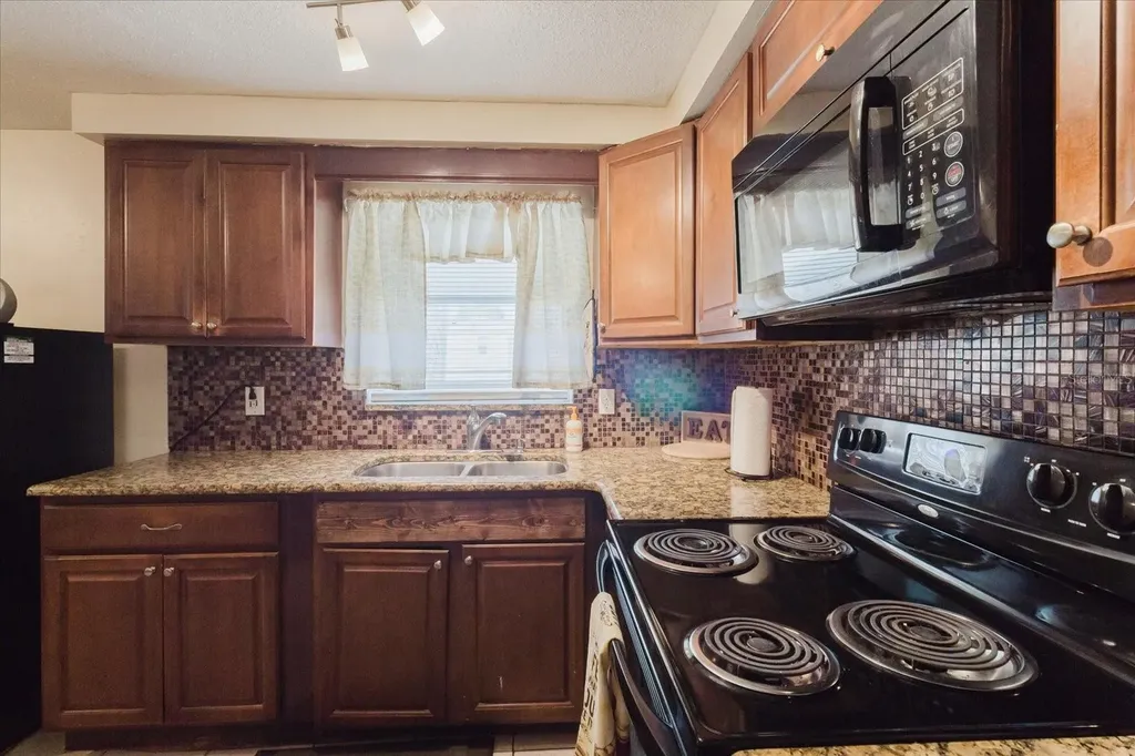 10801 Fillmore Avenue Port Richey FL 34668