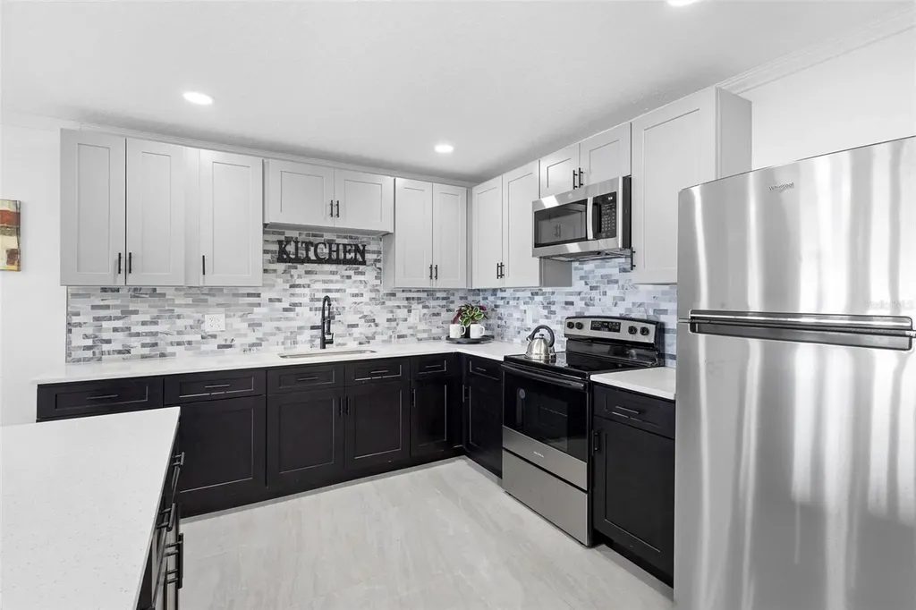 1824 Lake Street Oviedo FL 32765