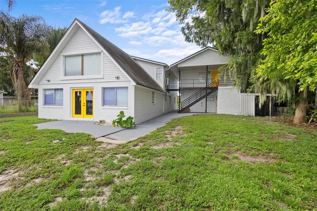 1824 Lake Street Oviedo FL 32765