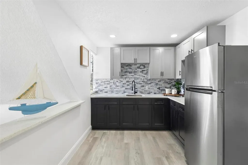 1824 Lake Street Oviedo FL 32765