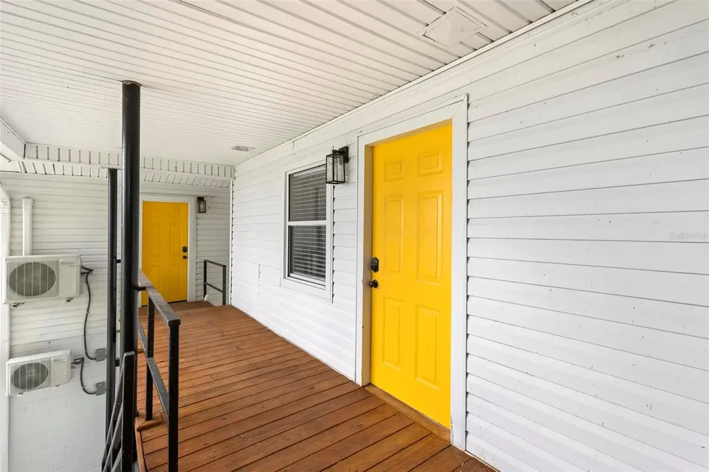1824 Lake Street Oviedo FL 32765