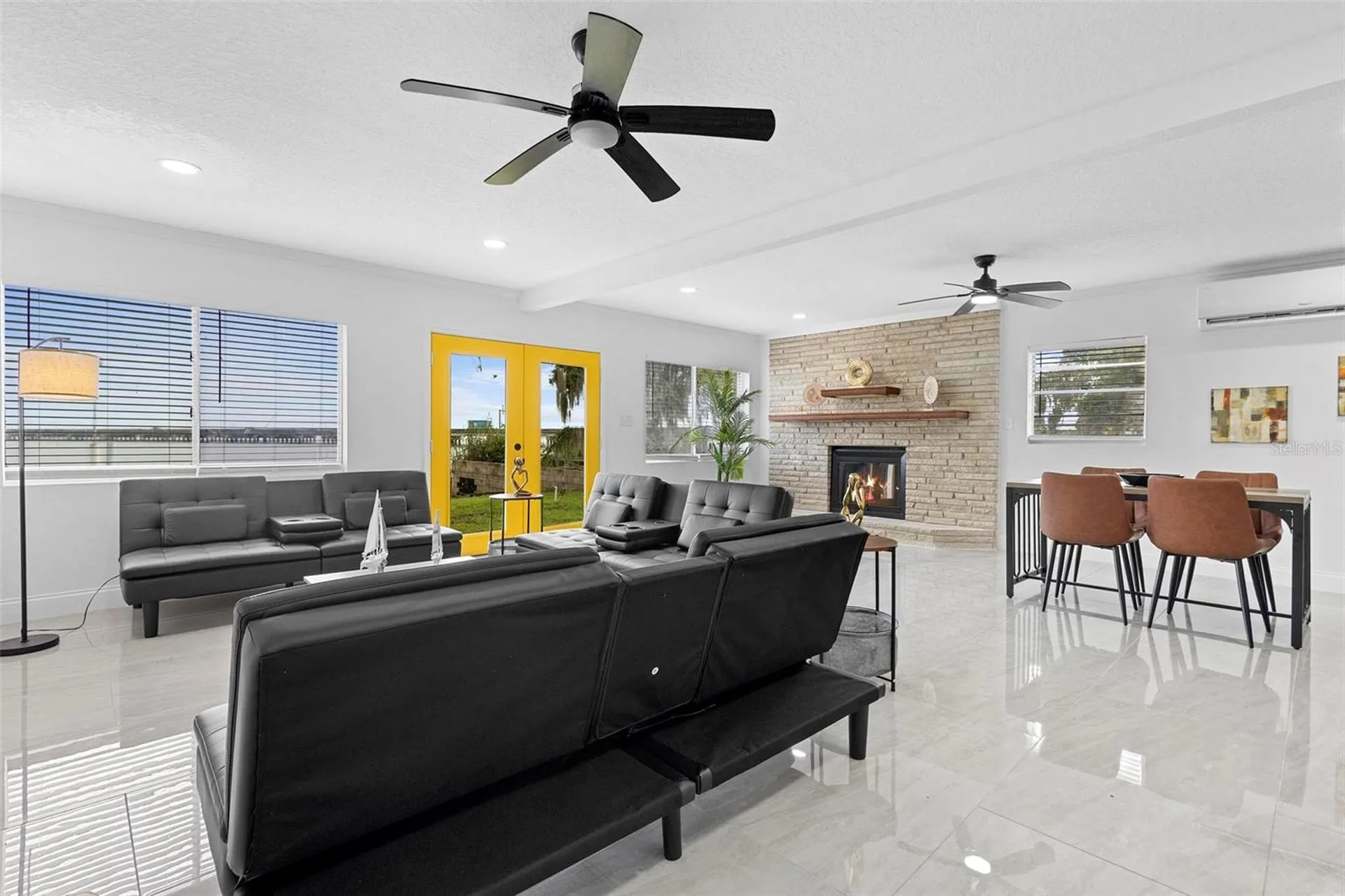 1824 Lake Street Oviedo FL 32765