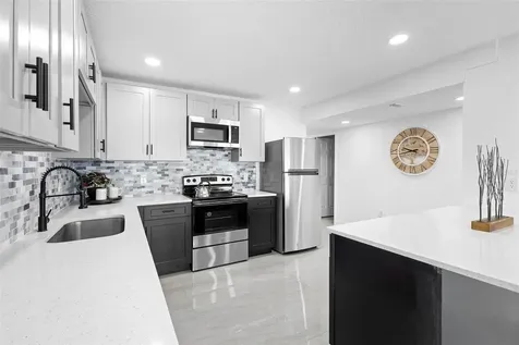 1824 Lake Street Oviedo FL 32765