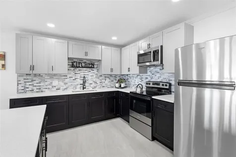1824 Lake Street Oviedo FL 32765