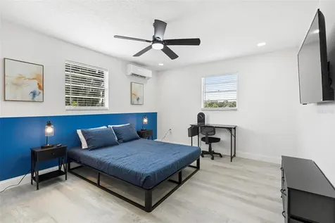 1824 Lake Street Oviedo FL 32765