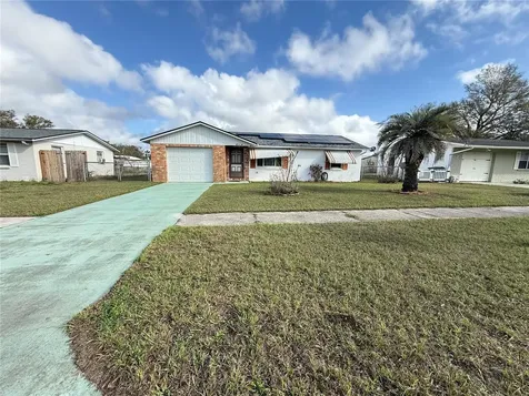 39423 9th Avenue Zephyrhills FL 33542