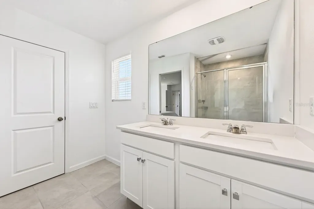 11866 Sunsail Avenue Orlando FL 32832