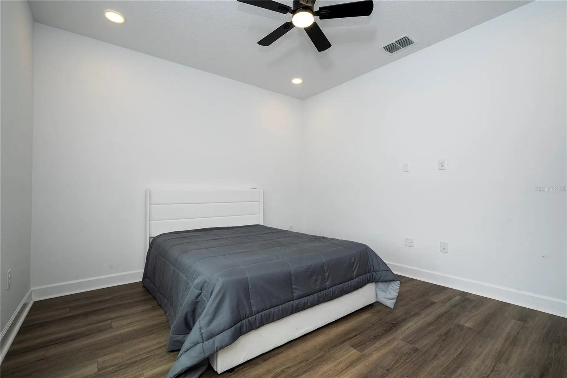734 Creeping Fig Street Apopka FL 32703