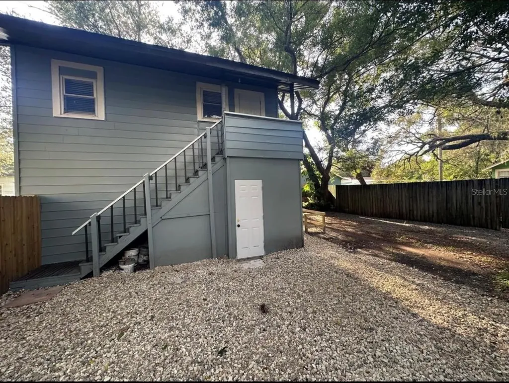 115 W Plymouth Street Tampa FL 33603