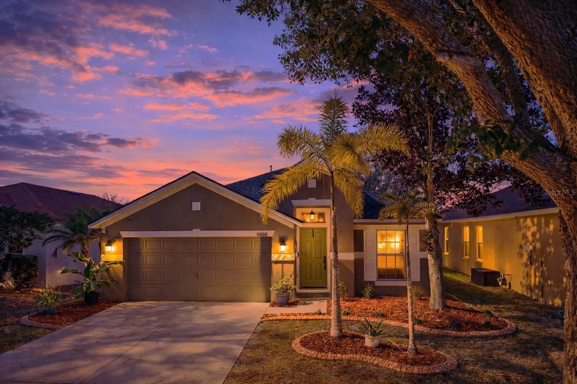 6808 Cambridge Park Drive Apollo Beach FL 33572