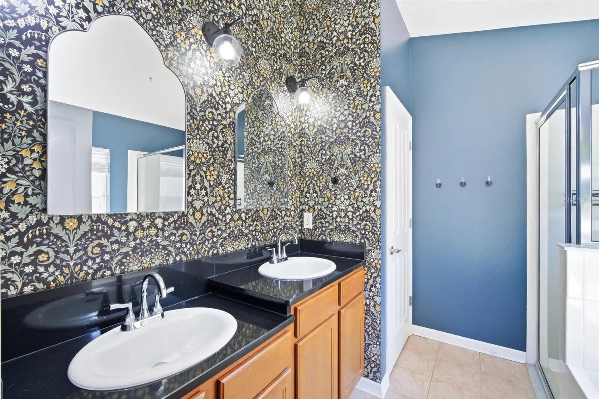 6808 Cambridge Park Drive Apollo Beach FL 33572