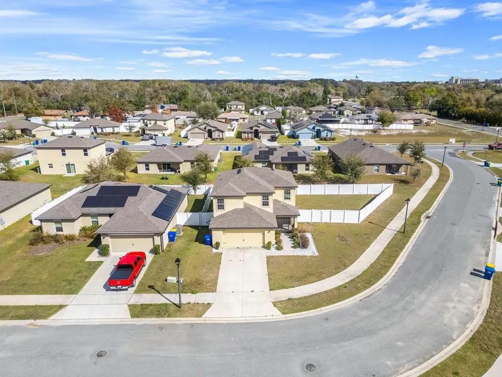 1136 Sea Pines Court Tavares FL 32778