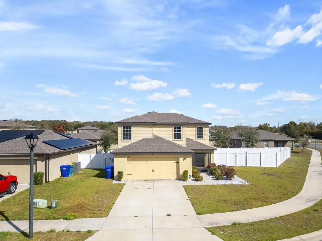 1136 Sea Pines Court Tavares FL 32778
